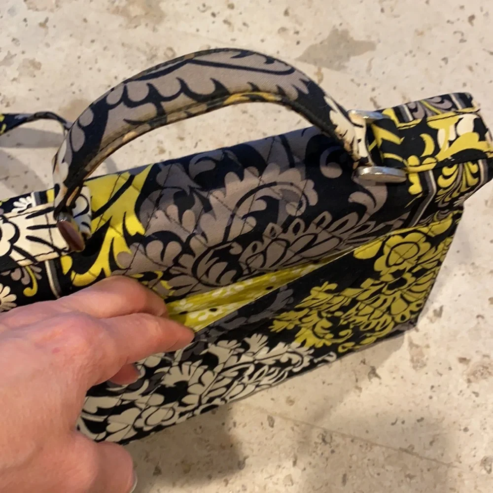 Vera Bradley purse 10” x 9” x 3.5” - Picture 3 of 6